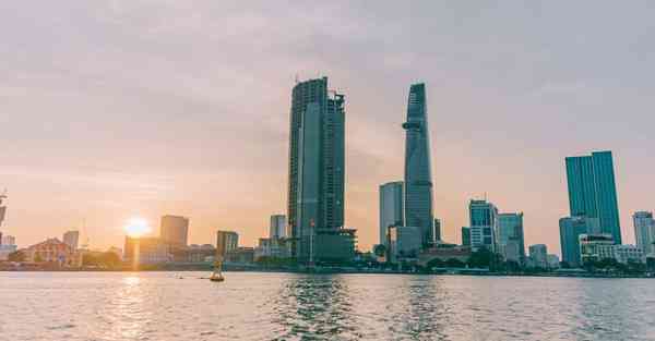 大数据包含设备数据的行业文章