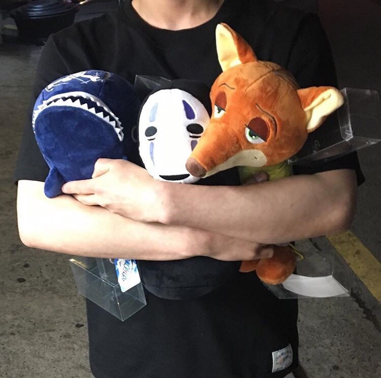 许彪维云