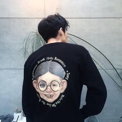 鲍世龙婷