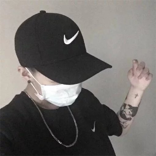 严怡婷程