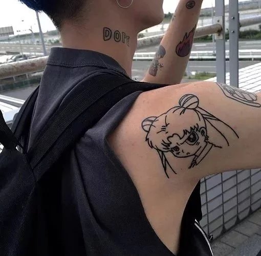 欧阳筠义茗