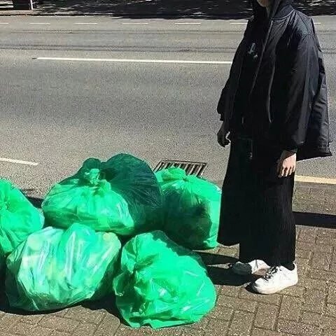 仲孙飞雨坚