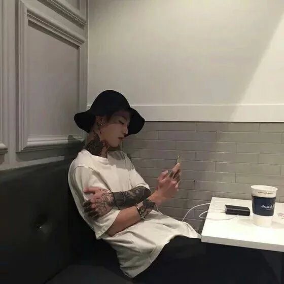 诸葛伦逸雄