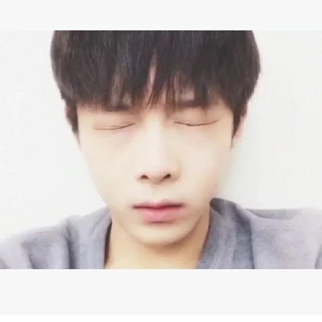 洪玲睿巧