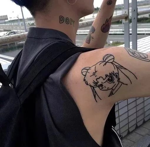 元晴敬莎