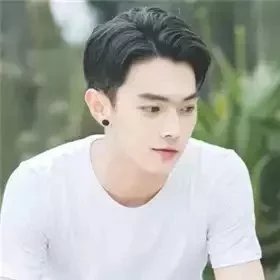 司徒莺福筠